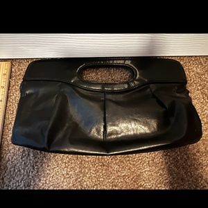 Black clutch